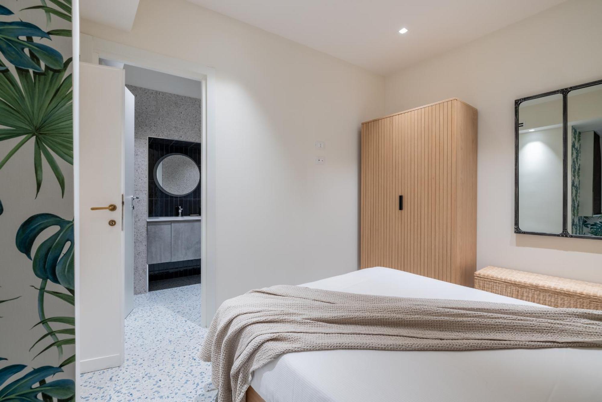 Charming 3 Bedroom Apartment In The Historic Center ローマ エクステリア 写真